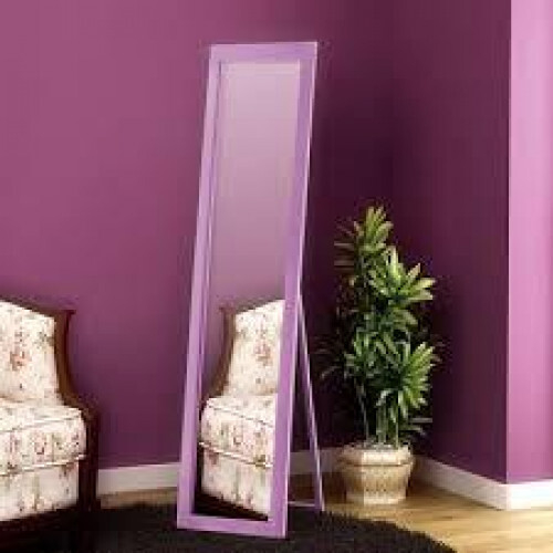 Зеркало в полный рост. Деревянный каркас. Цвет розовый. Высота 160 см, ширина 55 см