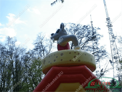 Коммерческий надувной батут "В погоне за сыром"