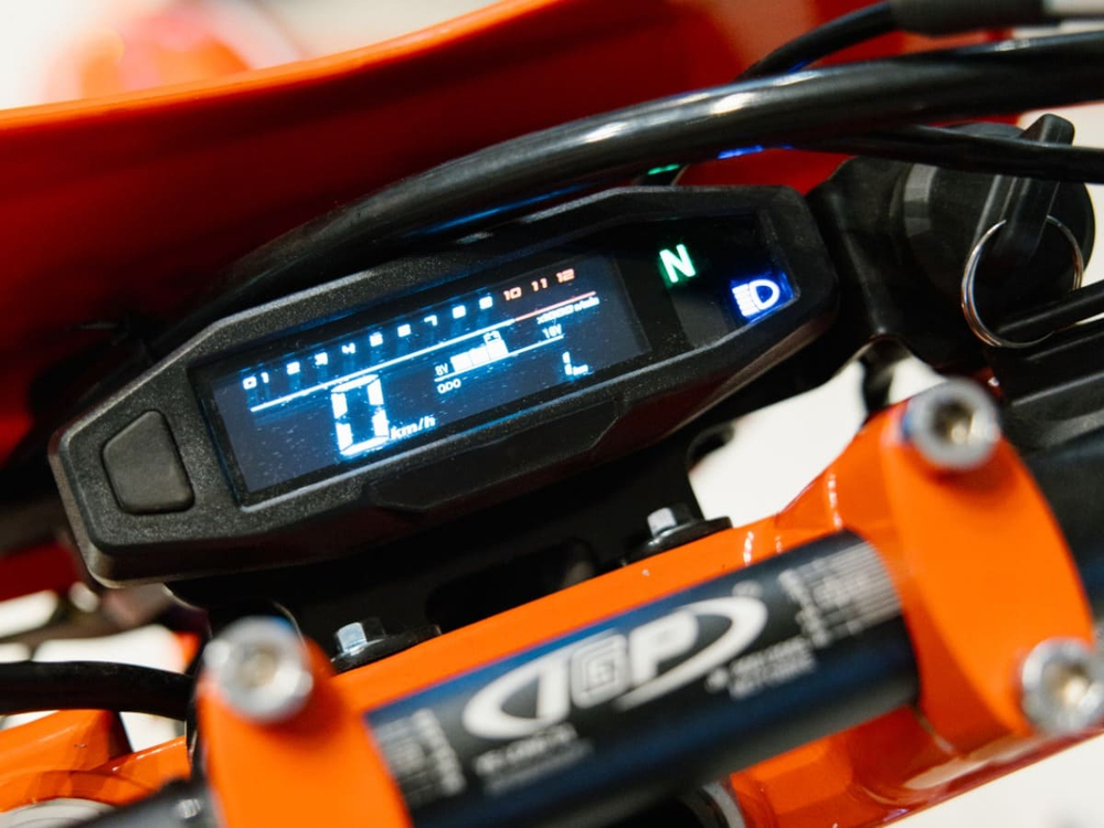 Мотоцикл кроссовый эндуро FXMOTO YZ-250 21/18