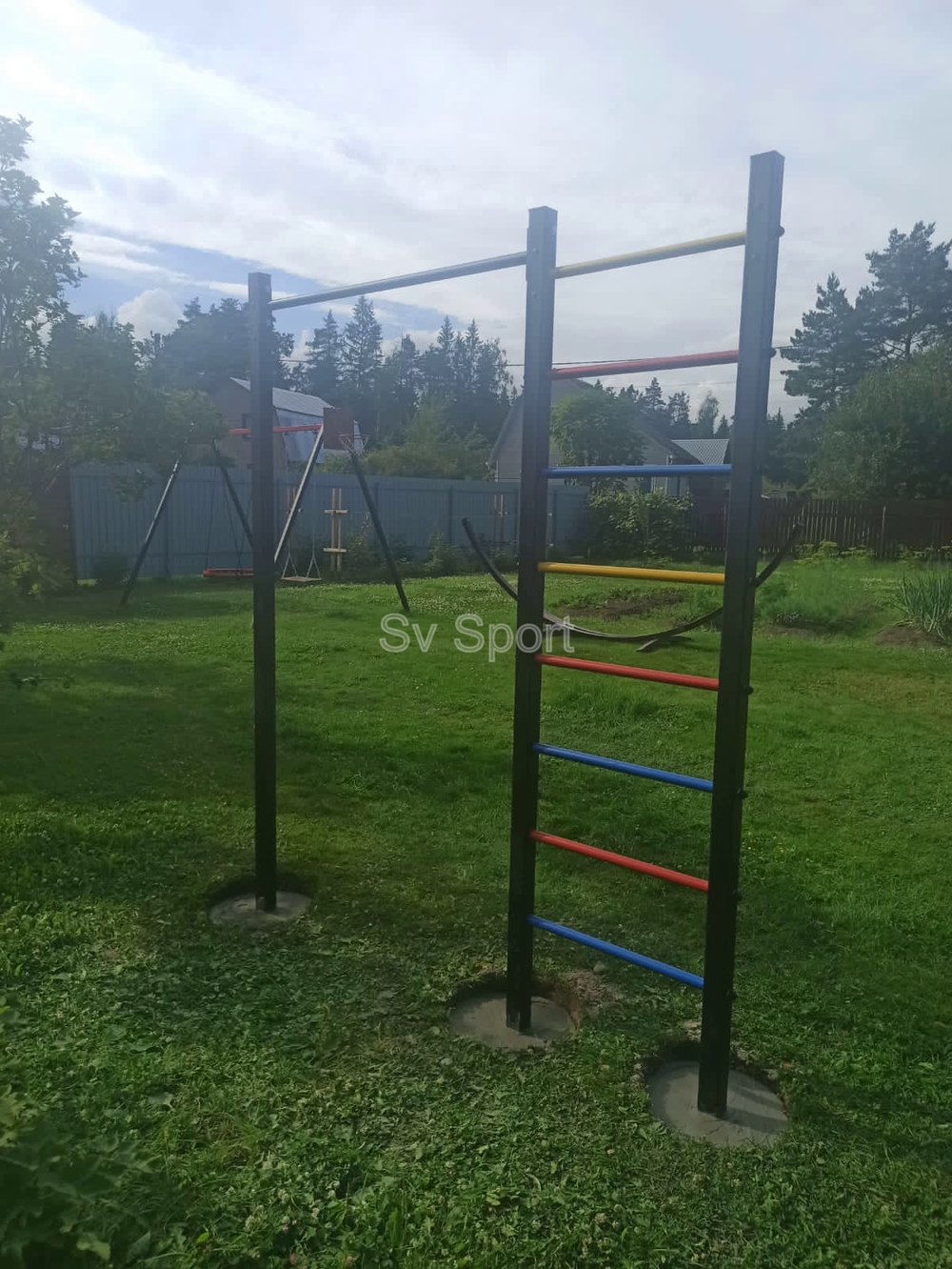 Монтаж уличной шведской стенки Sv Sport (3 вертикальных столба)