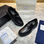 Лоферы Prada