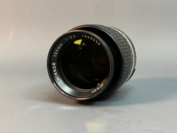 Nikon 105mm f/2.5 Nikkor