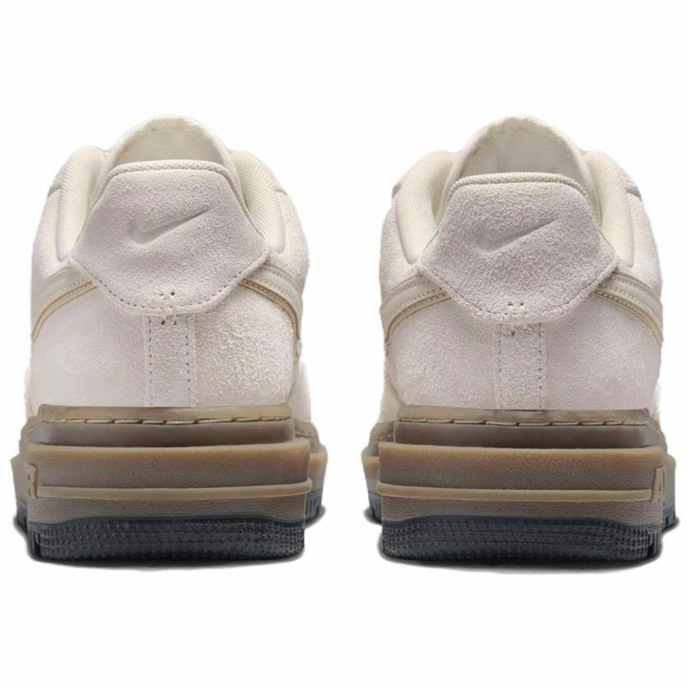 Кроссовки Nike Air Force 1 Luxe