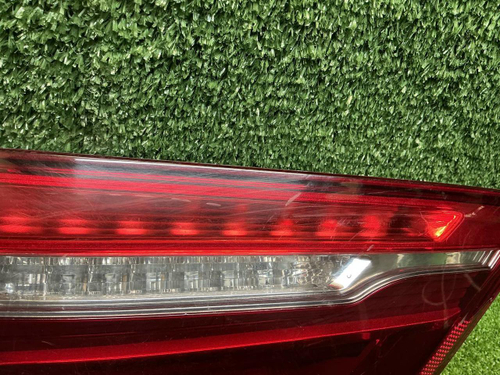 Фонарь левый внутренний BMW X6 F16 X6M F86 (14-20)