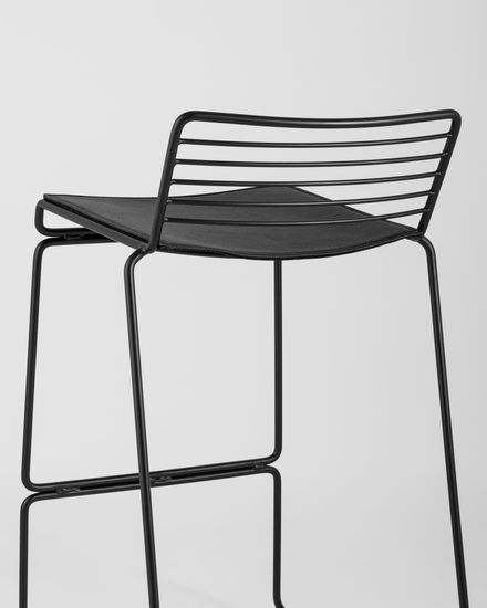 Стул полубарный Hero черный с черной подушкой