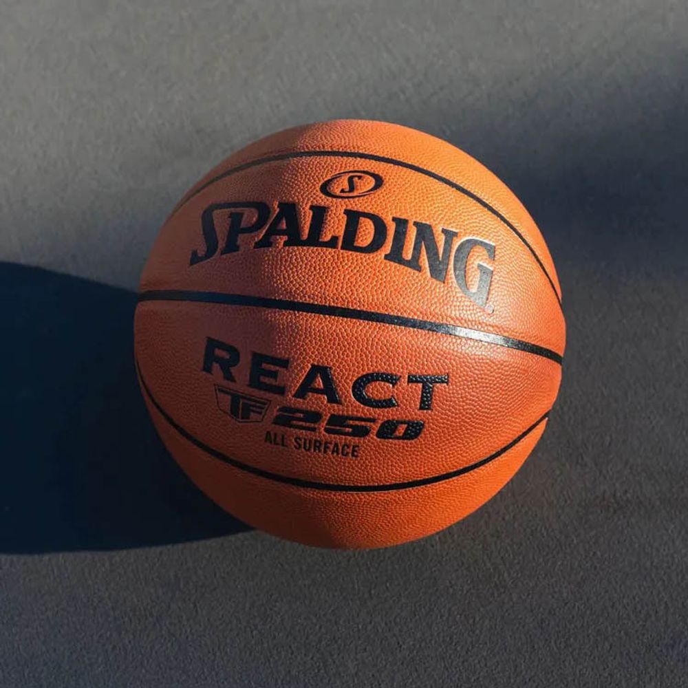 Мяч баскетбольный Spalding TF-250 React 76801z, размер 7