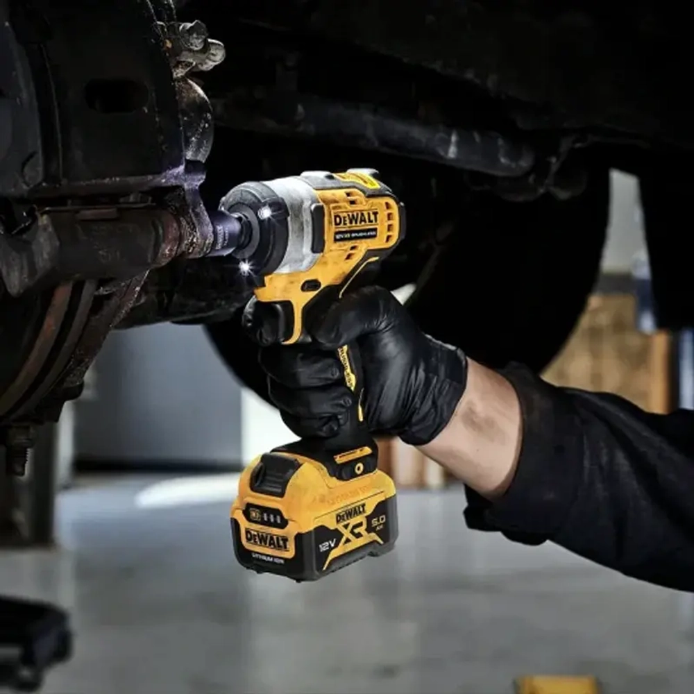 DeWalt DCF901P1G аккумуляторный гайковерт (1 x 5 Ач, ЗУ)
