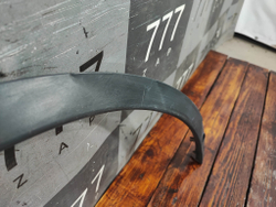 Накладка Расширитель крыла переднего правого Land Rover Discovery 5 (L462) 16-нв Б/У Оригинал LR082935