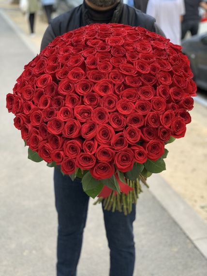 Gül buketi \ Букет цветов N 642 101 ədəd