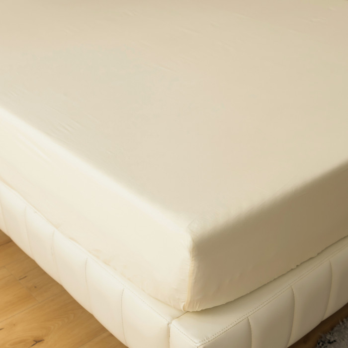 Простыня на резинке Однотонный Сатин Элитный 100% египетский хлопок «Кремовая мечта»