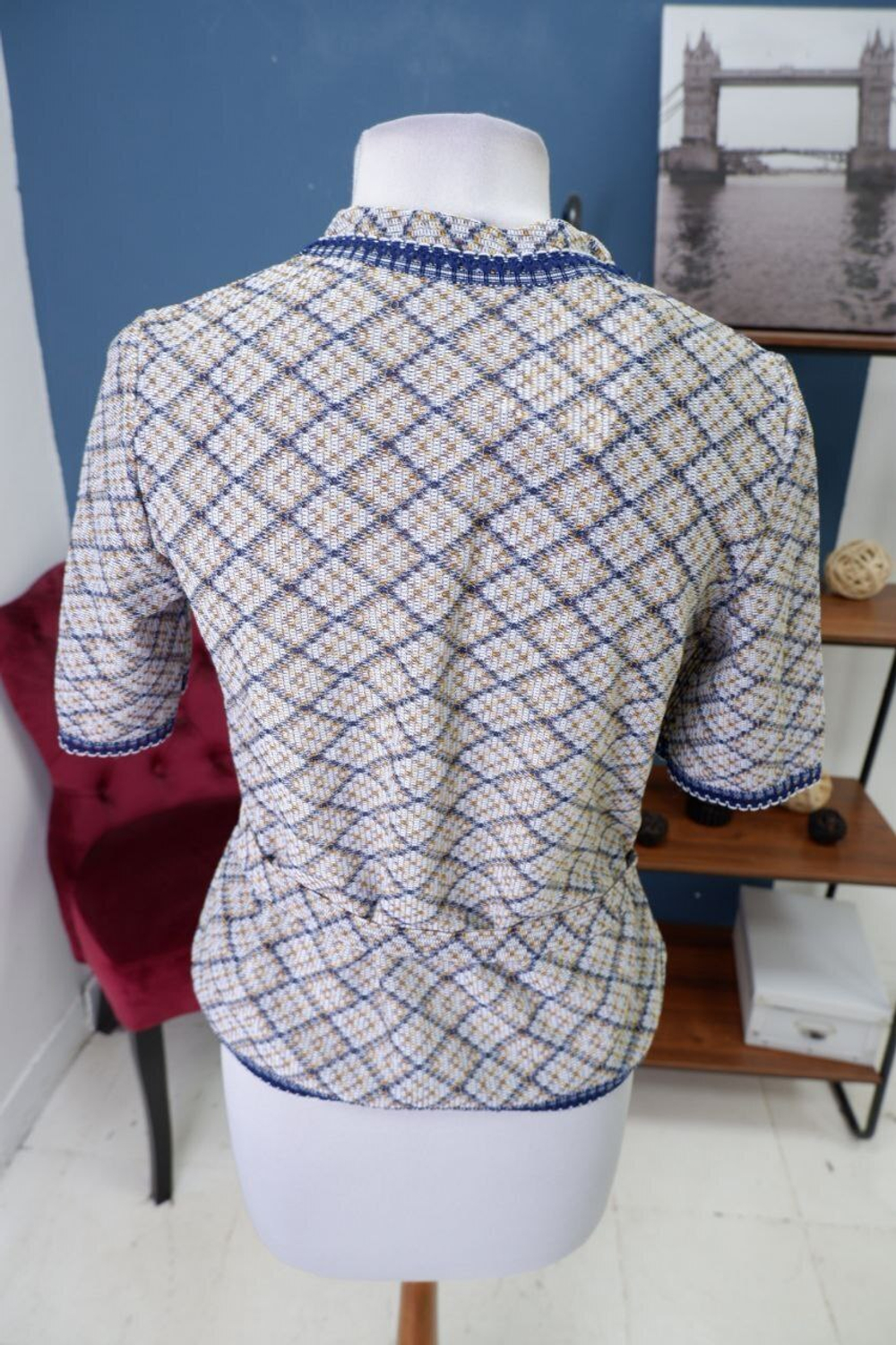 Кофта с поясом красивая 46-48 размер