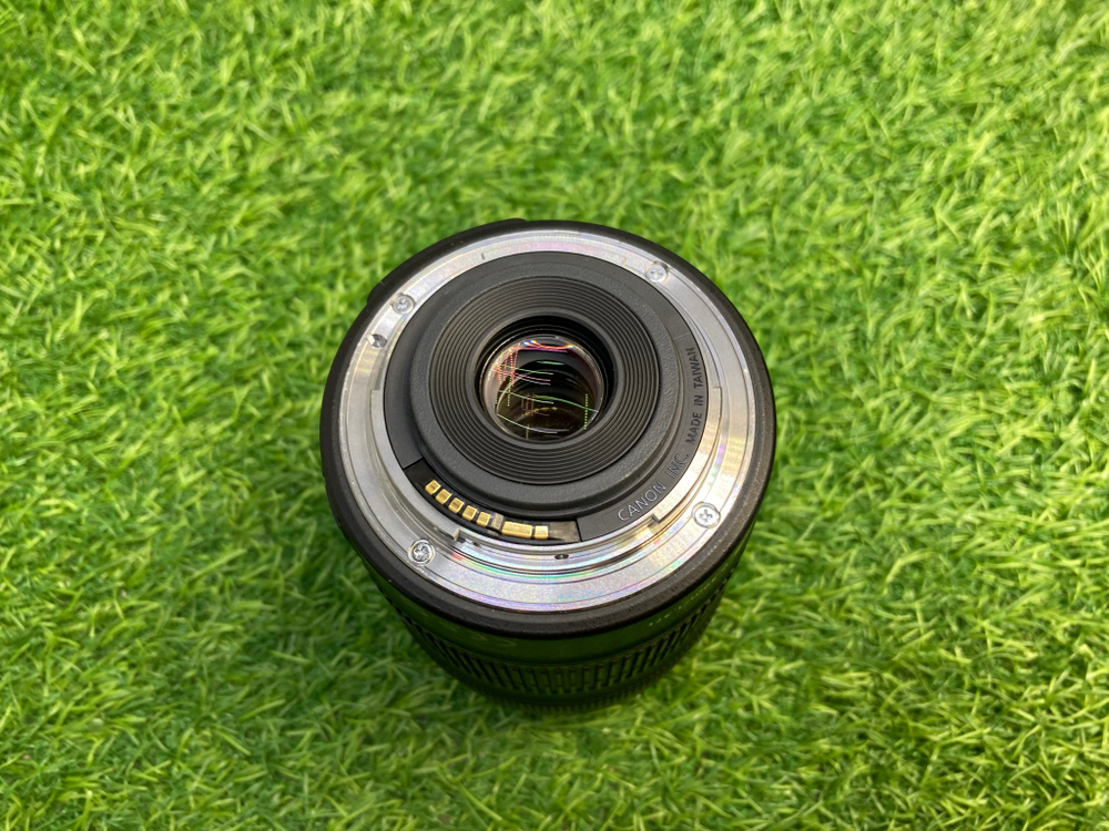 Canon EF-S 18-135mm 3.5-5.6 IS STM