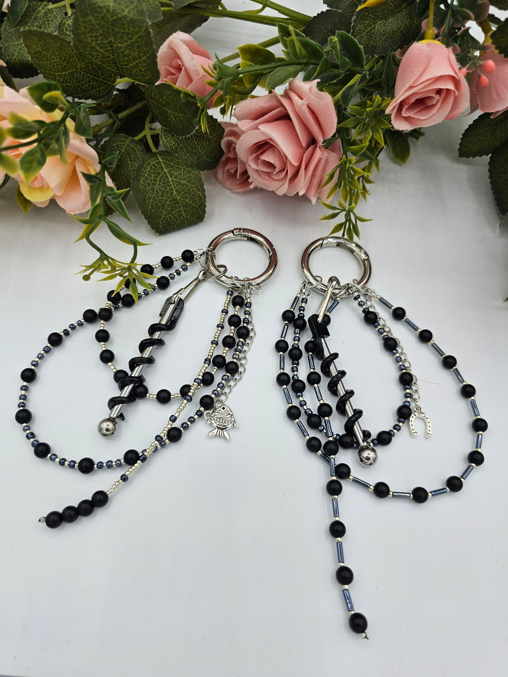 Обвес на сумку, штопор, брелок для ключей, подвеска авторская ручная работа с натуральными камнями "Рыбка"