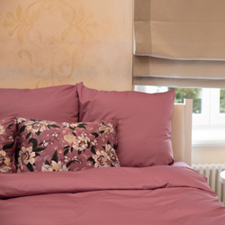 Наволочка 50x70 Mollen Лазоревый цветок вишнёво-ягодная шелковая