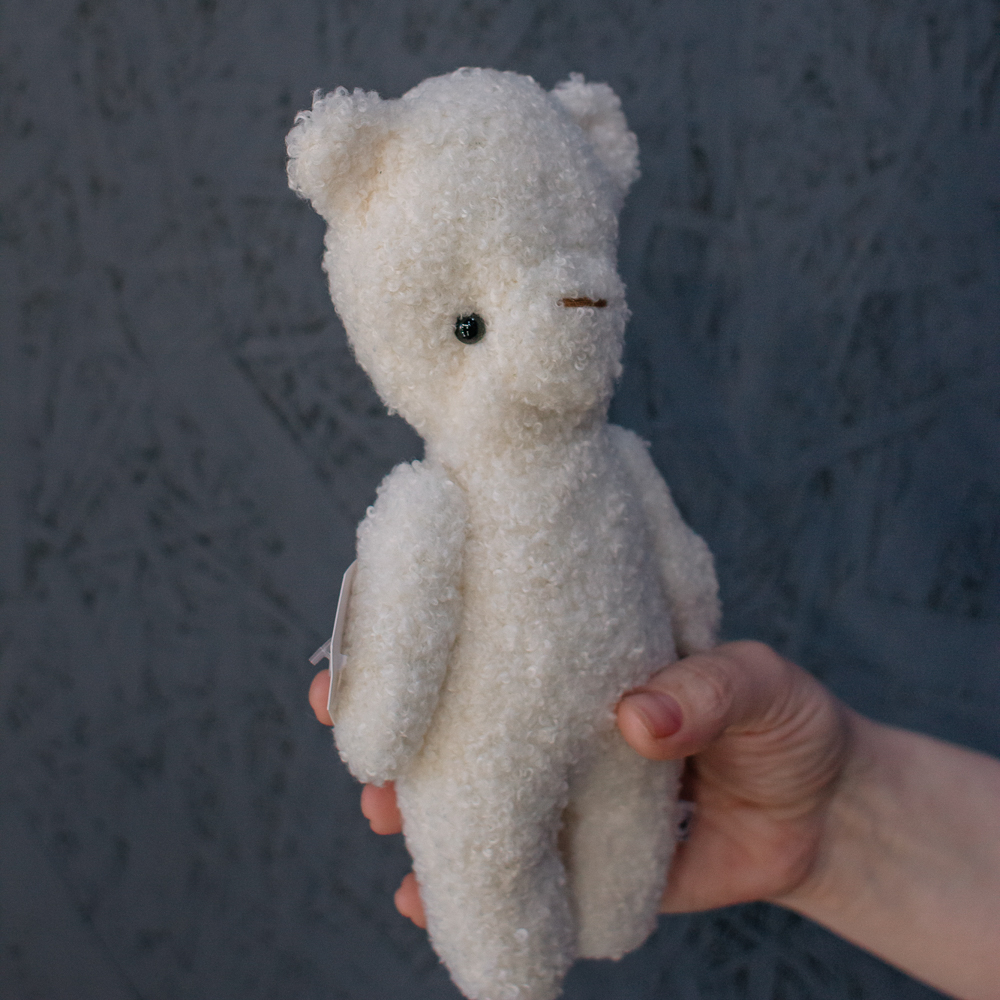 Игрушка ручной работы Лама из букле