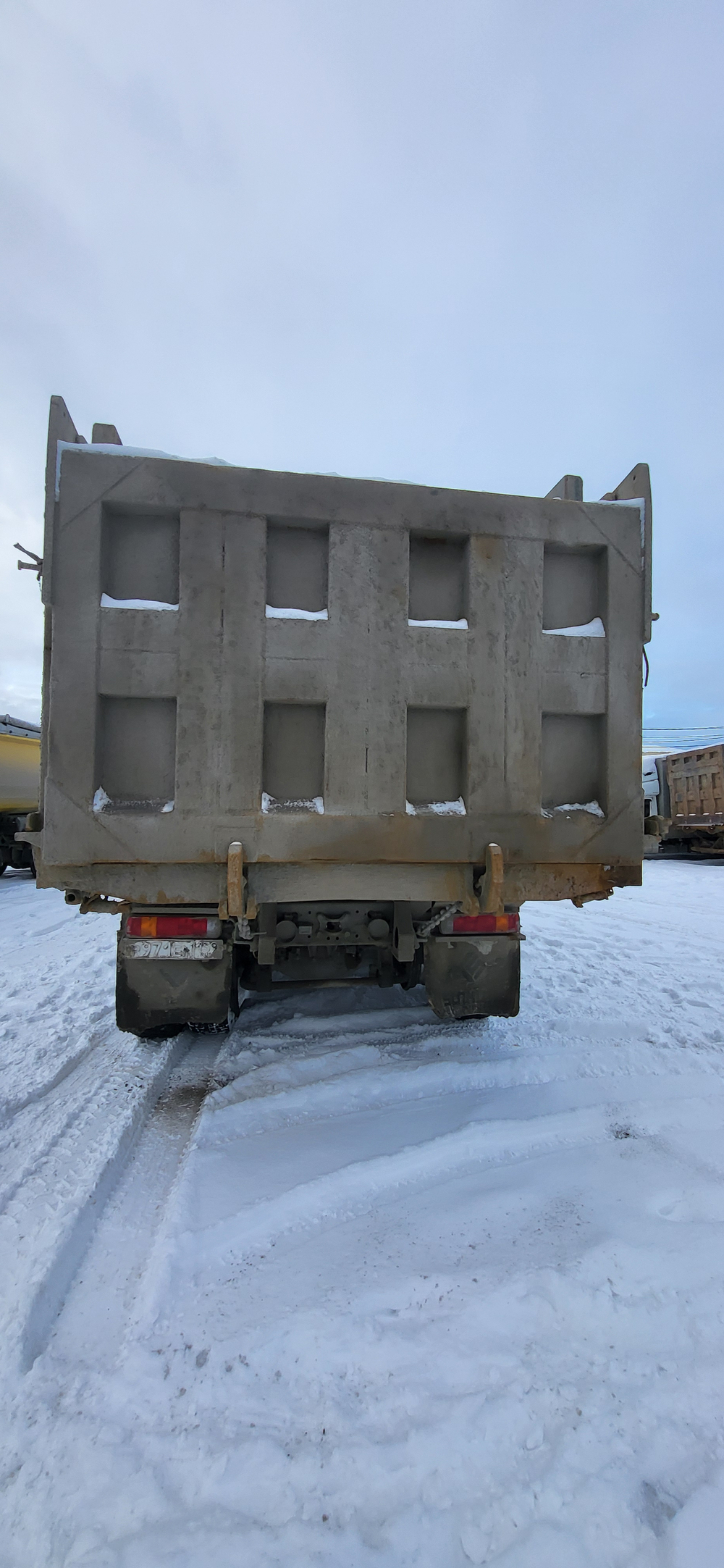 Howo T5G 8x4 Самосвал ZZ3317V386GE1 (Дизельный, 10,5 л, 440 л.с., МТ)