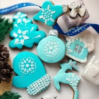 Новогодний пряник «Ёлочка» голубая / 45 гр