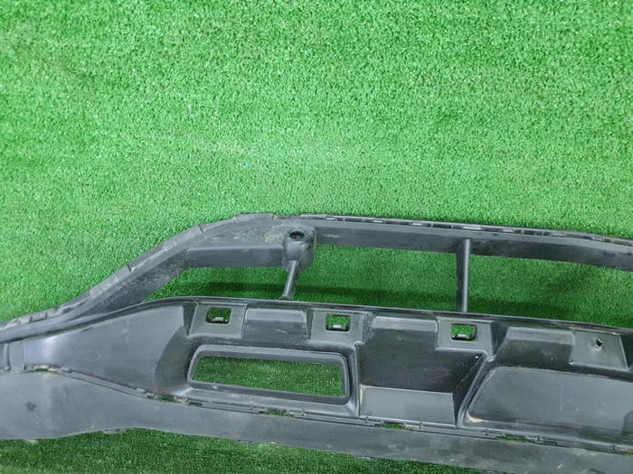 Юбка переднего бампера Mercedes GLC X253 19-22 AMG