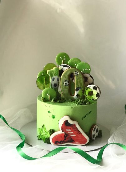 Торт на 10 лет футболисту №1003