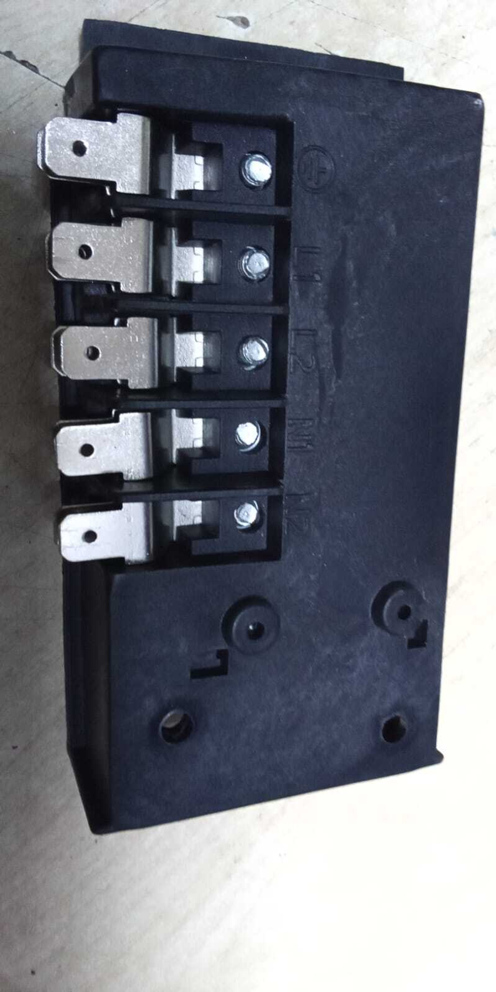 Клемная колодка со шнуром к варочной панели (с разбора)