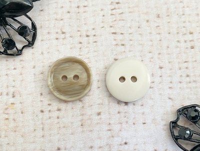 Пуговицы, d 1,5 см