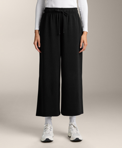 OYSHO Укороченные брюки с широкими штанинами с модалом, черный