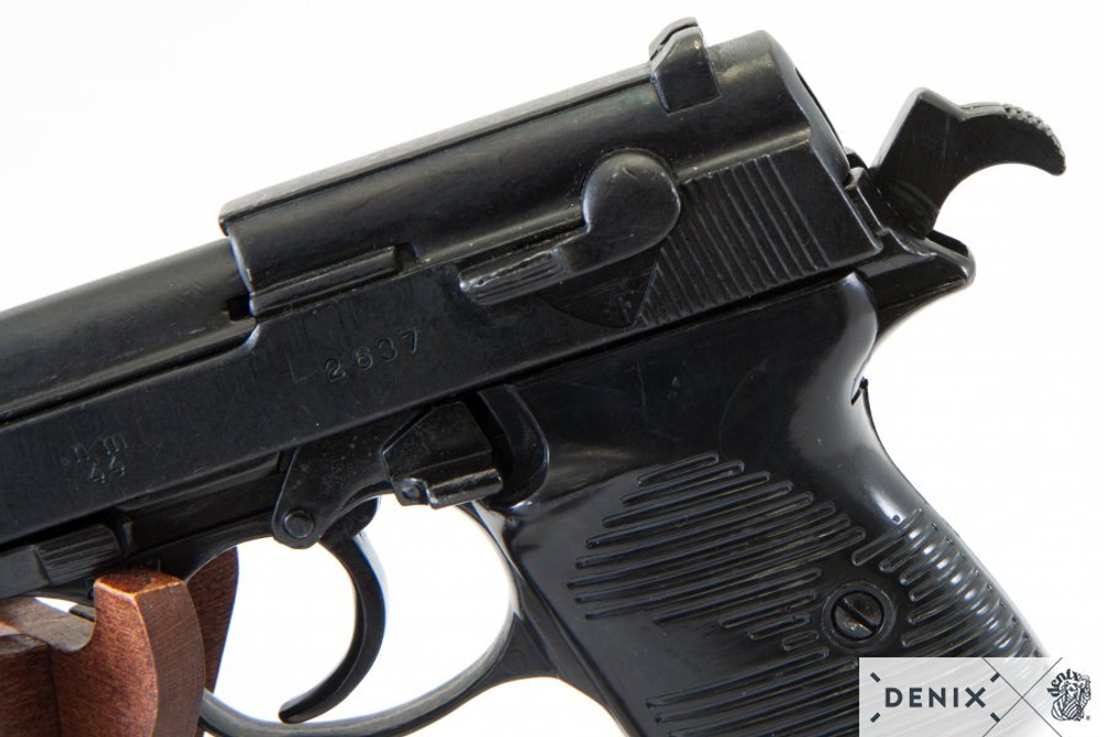 Макет пистолета Walther P38 Германия 1938 г., Denix