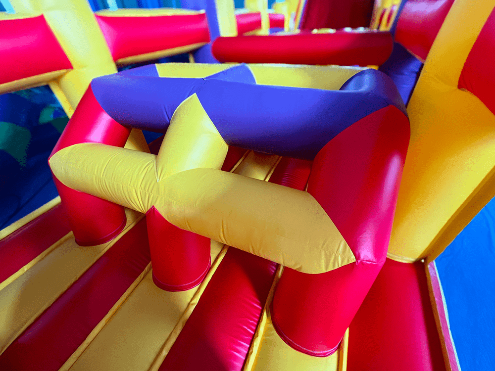 Надувная полоса препятствий “Веселые старты”, 4 отдельных блока, 20*3,5*4,5 м.