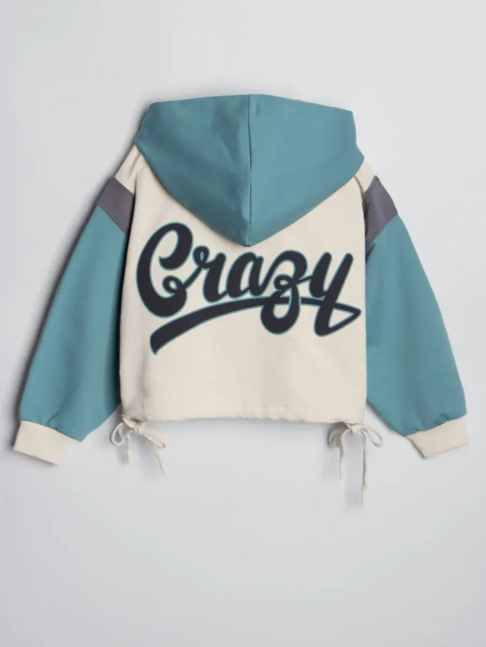 Спортивный костюм для девочки в школу