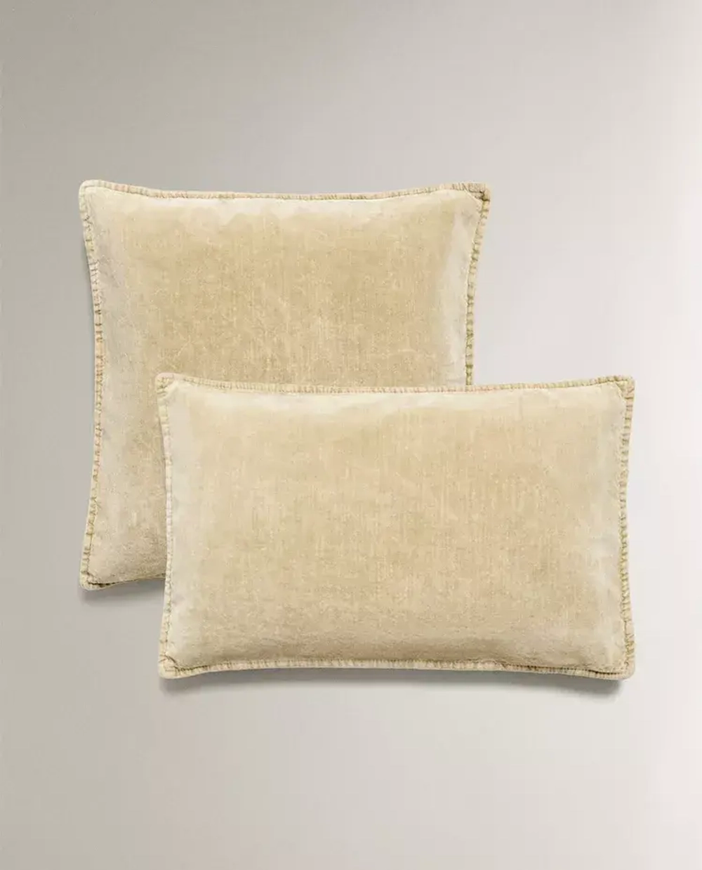 ZARA HOME БАРХАТНАЯ НАВОЛОЧКА ДЛЯ ДЕКОРАТИВНОЙ ПОДУШКИ, СВЕТЛО-БЕЖЕВЫЙ