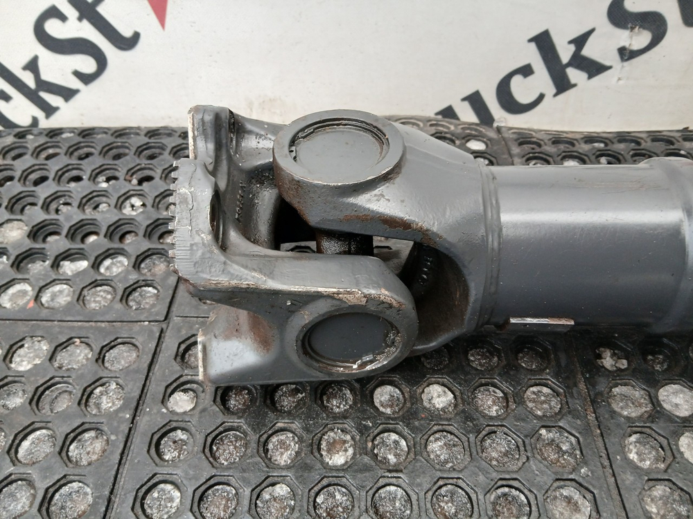 Вал карданный 1975мм