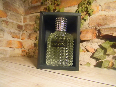 212 VIP woman парфюмерная вода 60 ml