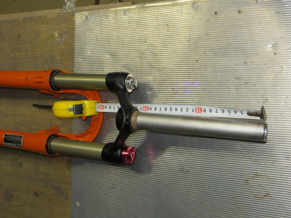 Вилка амортизационная RST Air Megaan