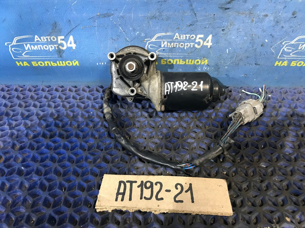Моторчик переднего дворника TOYOTA CARINA 1994