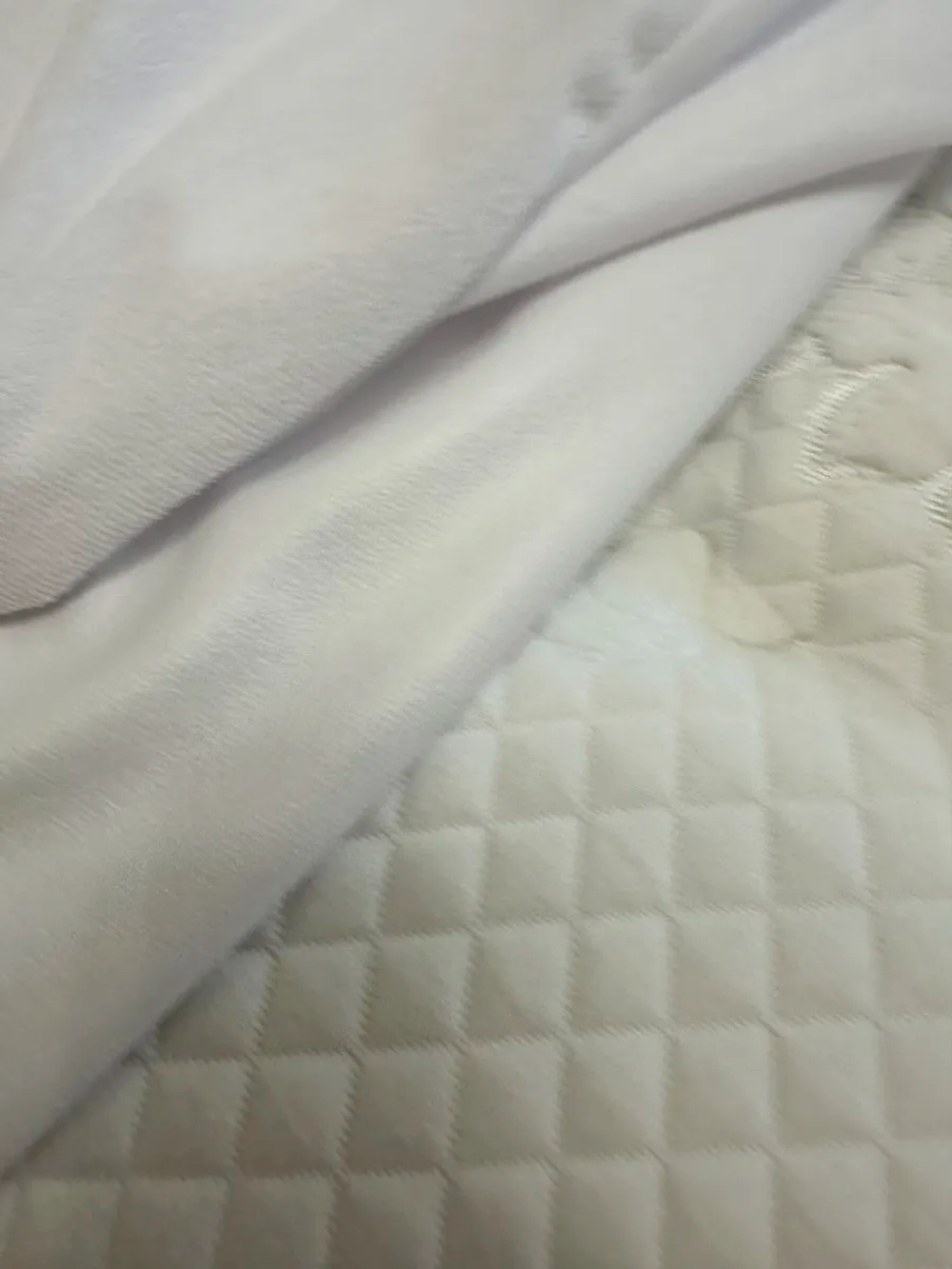 Наматрасник 140х200 непромокаемый махровый на резинке