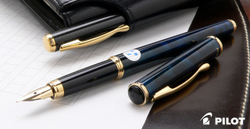 Перьевая ручка Pilot Cavalier FCA-5SR (сине-черная, перо Fine)