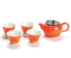 266055 Сервиз ХУРМА в подар.коробке, чайник 180мл + 4 пиалы, фарфор