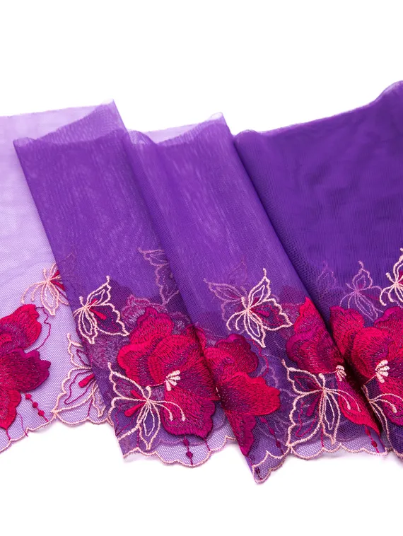 05-145 Вышивка на неэл. сетке 21 см, фуксия (правая)