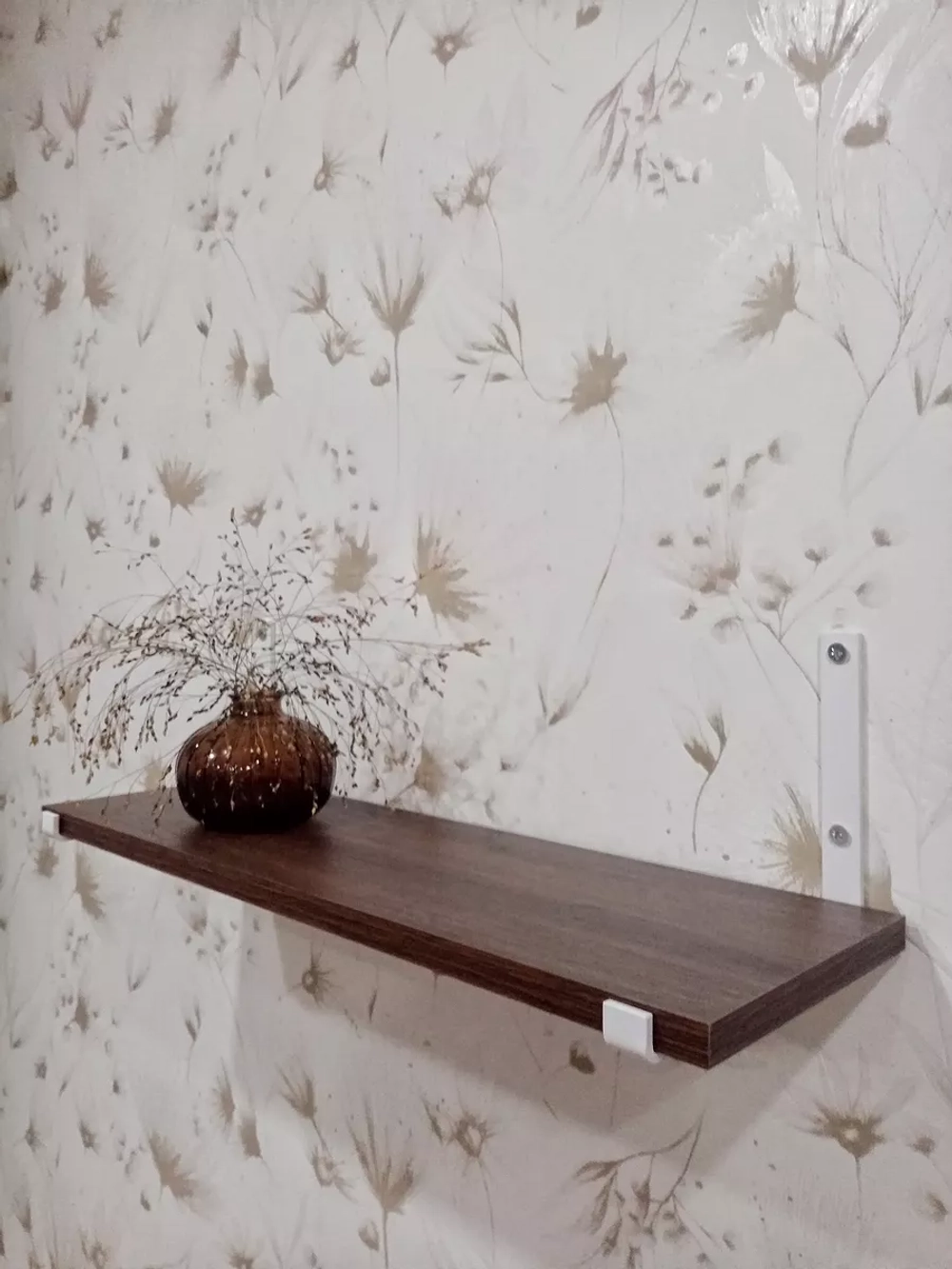 Полка настенная прямая лофт на кронштейнах