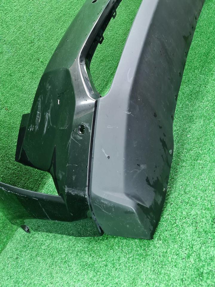 Бампер передний Chevrolet Tahoe 5 (2020-н.в.)