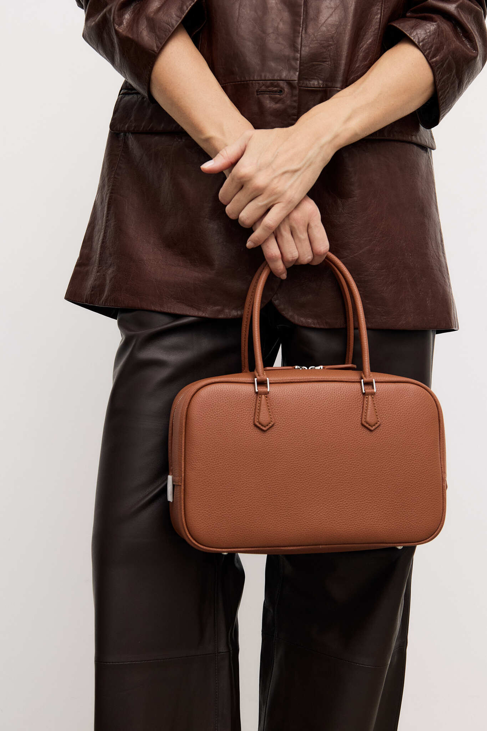 Bag ROMA M NEW caramel color