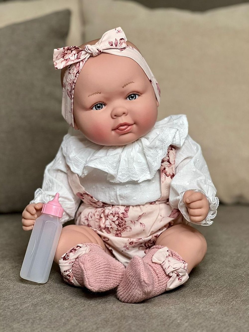 Кукла Manolo Dolls мягконабивная Manolita 47см в пакете (1177A1)