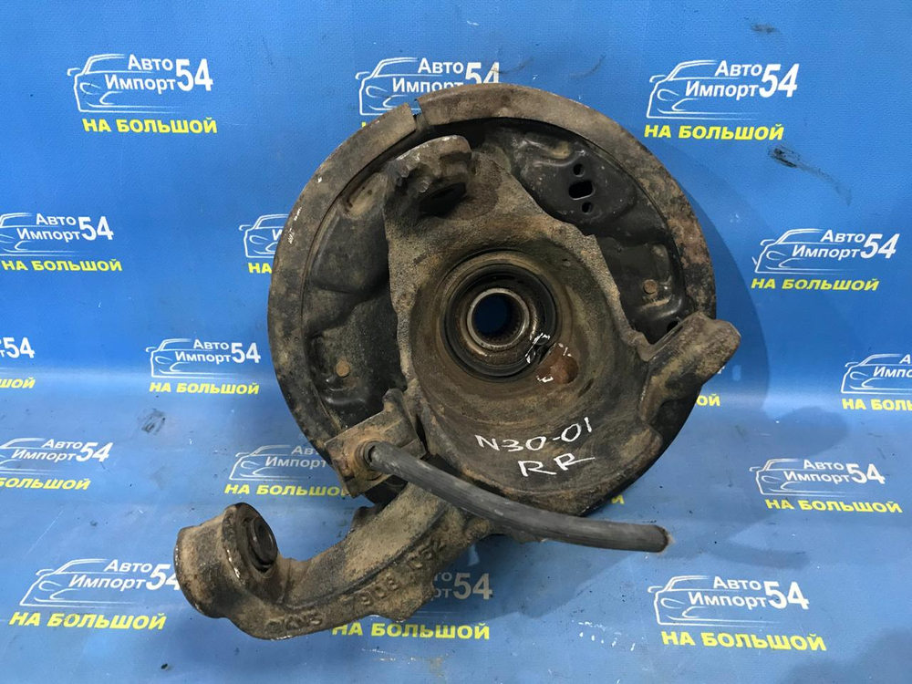 Ступица задняя правая NISSAN R'NESSA 1997-2001