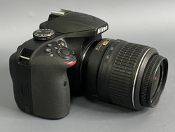 Nikon D3400 Kit 18-55mm 16.700 кадров