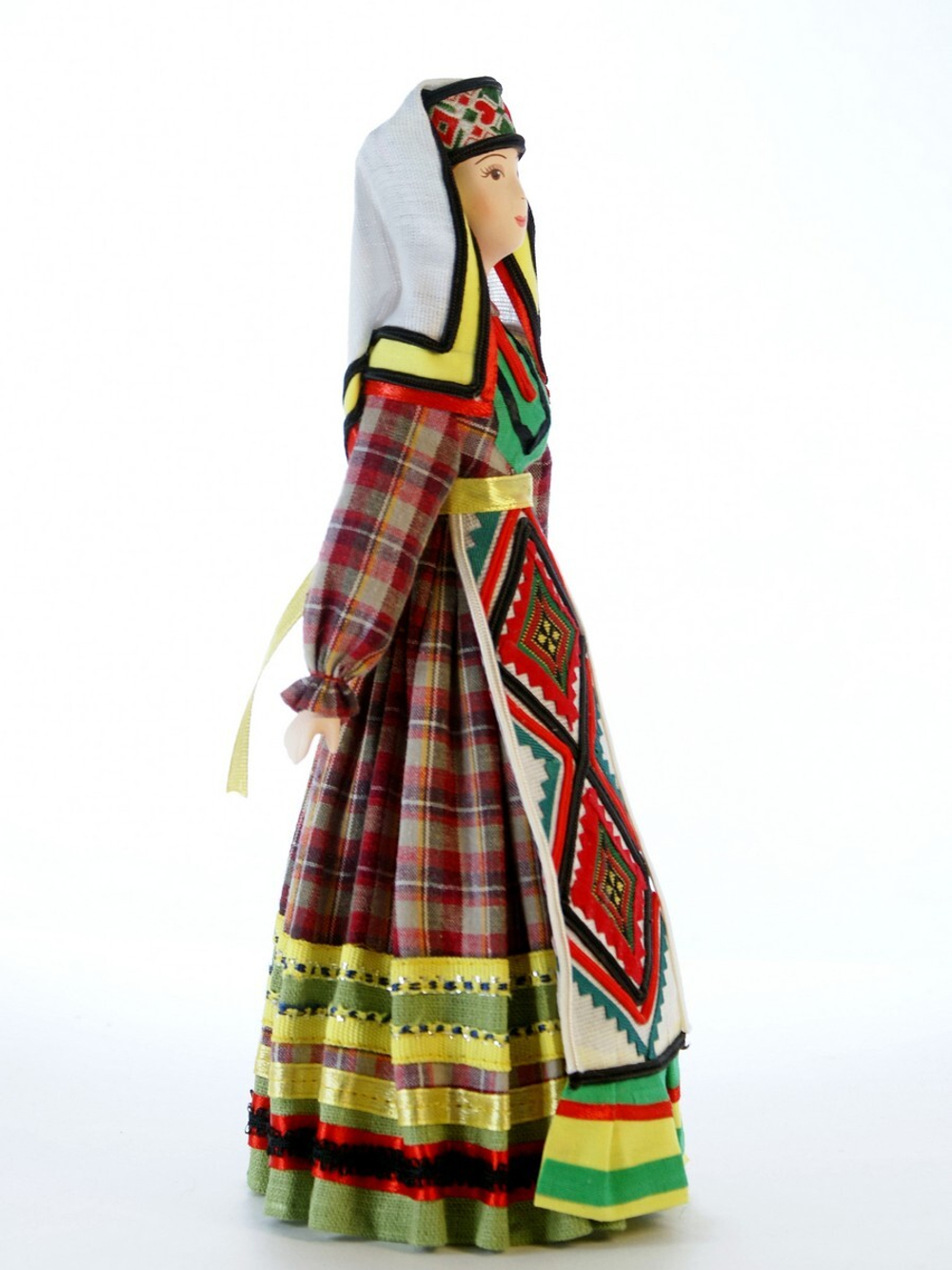 Кукла фарфоровая коллекционная Удмуртка