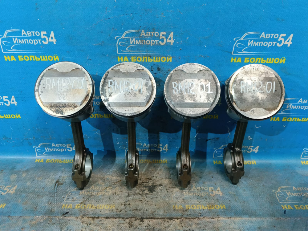 Поршень NISSAN LIBERTY 2002