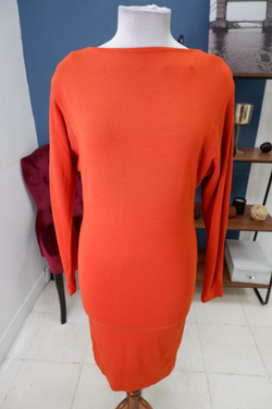 Платье Charuel лаконичное 44  размер