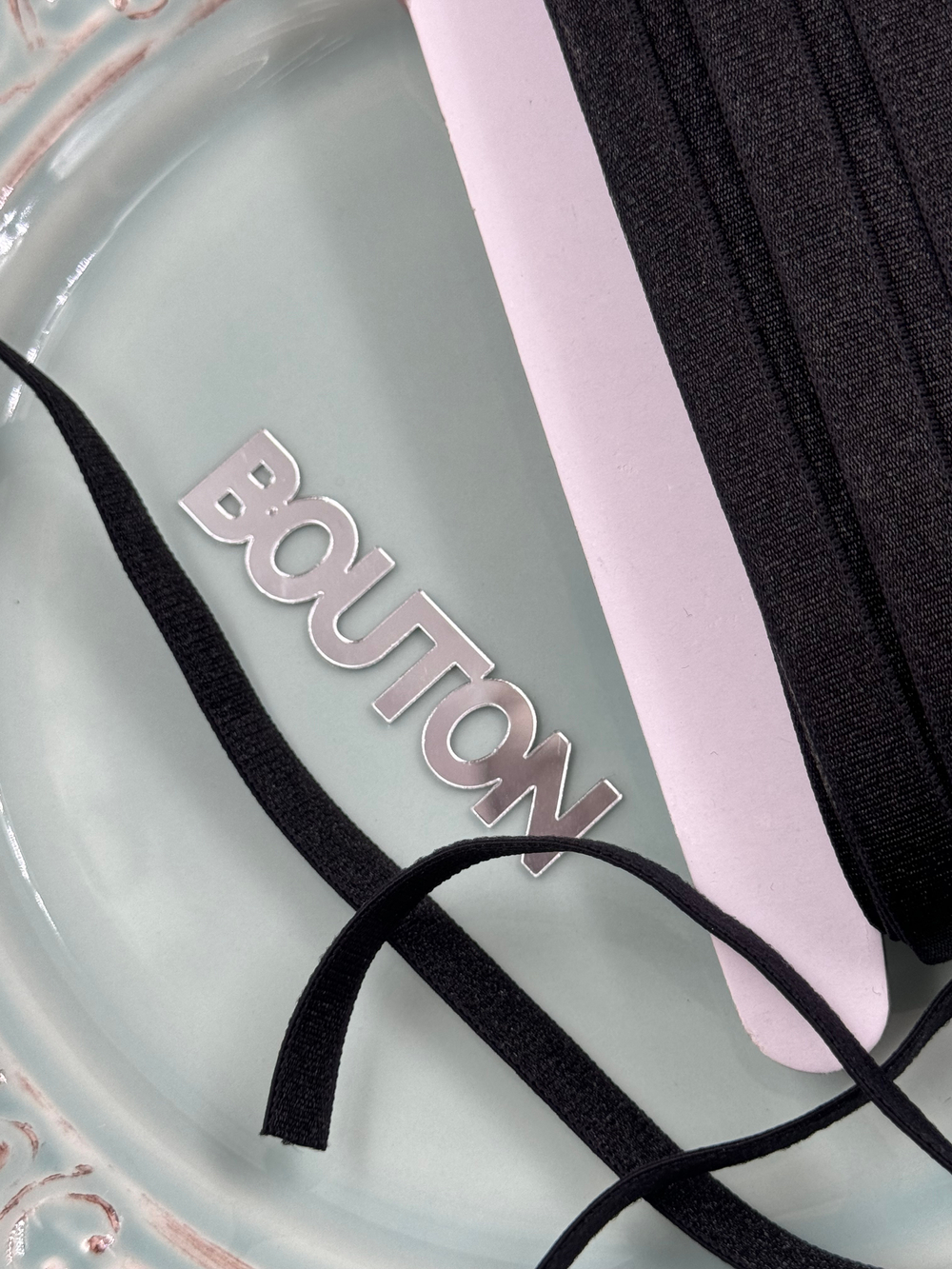 Резинка бельевая для бретелей черная