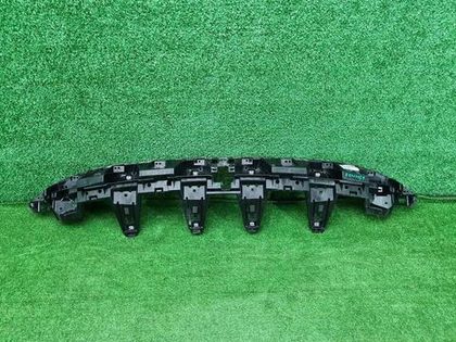 Кронштейн крышки багажника Hyundai Elantra 7 20-нв