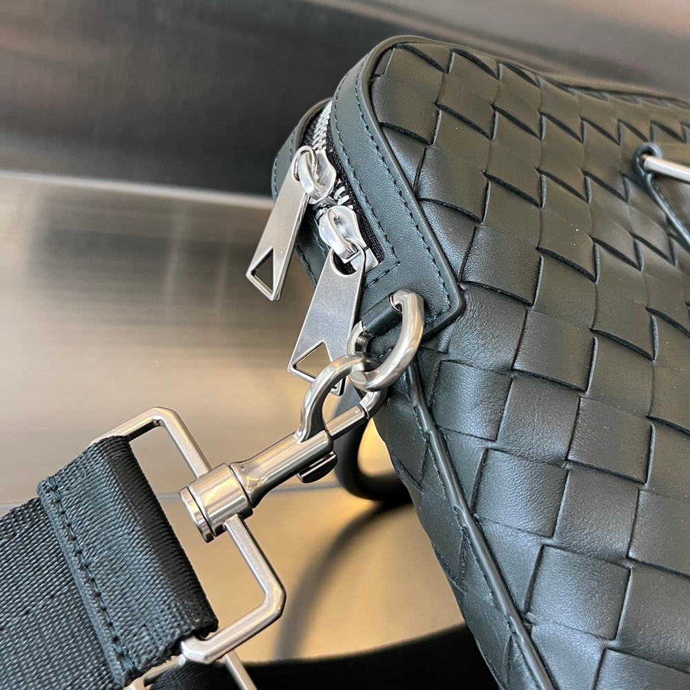 Bottega Veneta Slim Briefcase 36 cm